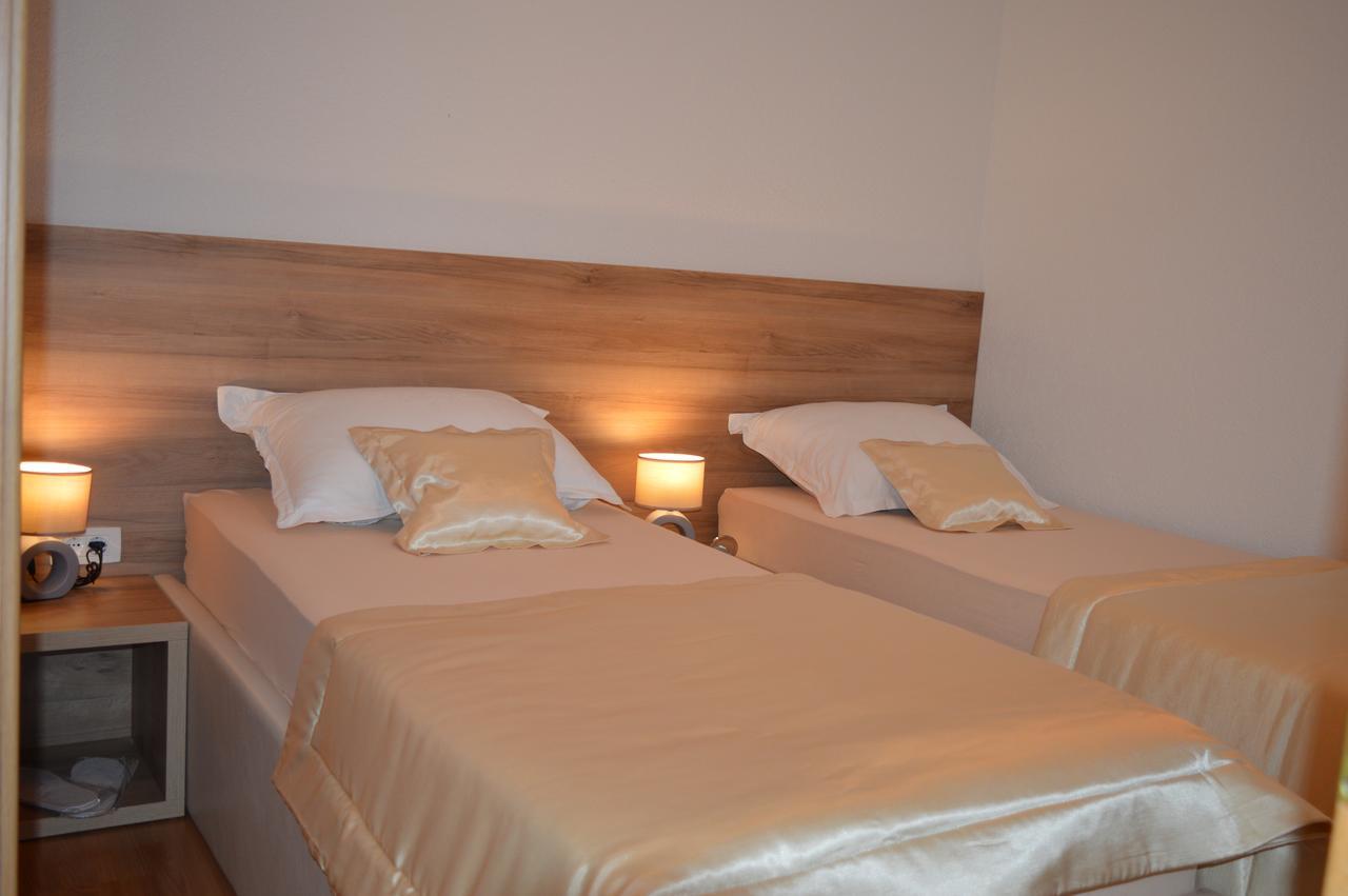 Blue Lake Luxury Rooms Grabovica Экстерьер фото